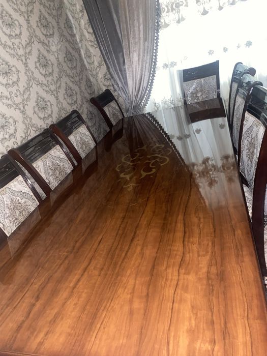 Stol stul 12 atlichni sastayani