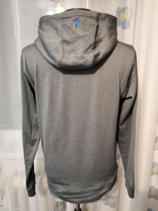 Bluza merinos Mons Royale și hanorac Peak Performance M și S