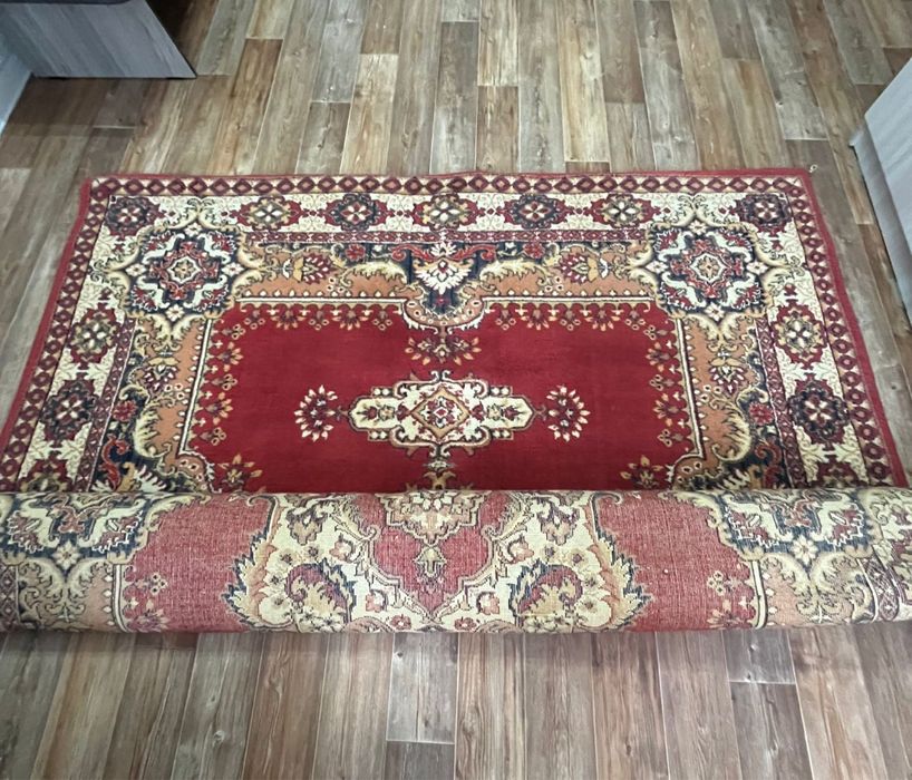 Продам палас 2х3