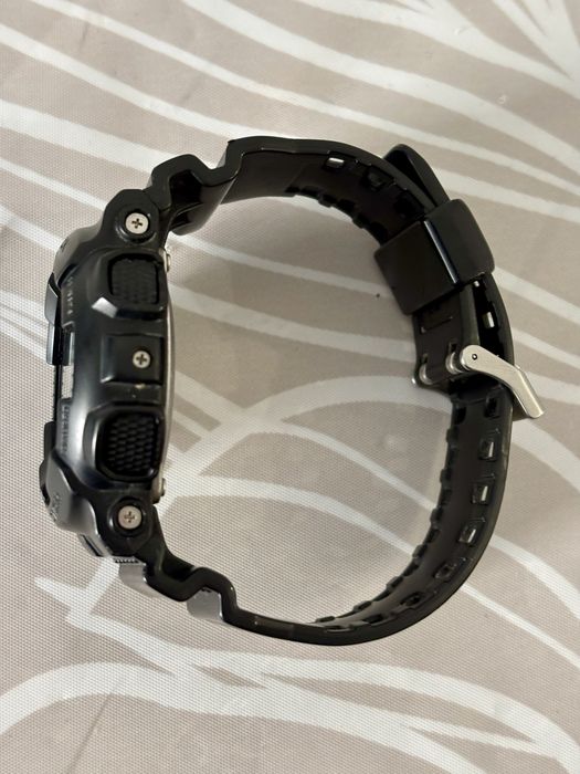 Продам Casio G Shock GD 100 1BDR