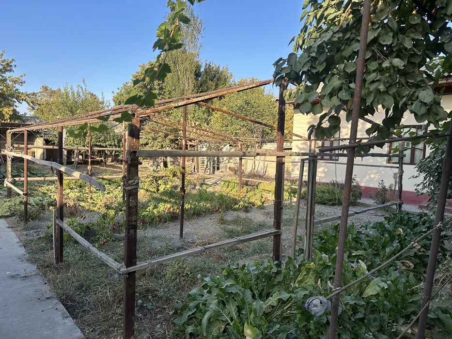 Уй сотилади 7 хона