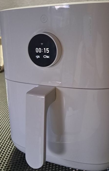 Xiaomi Smart Air Fryer 4,5 litri  cu aplicație pe telefon