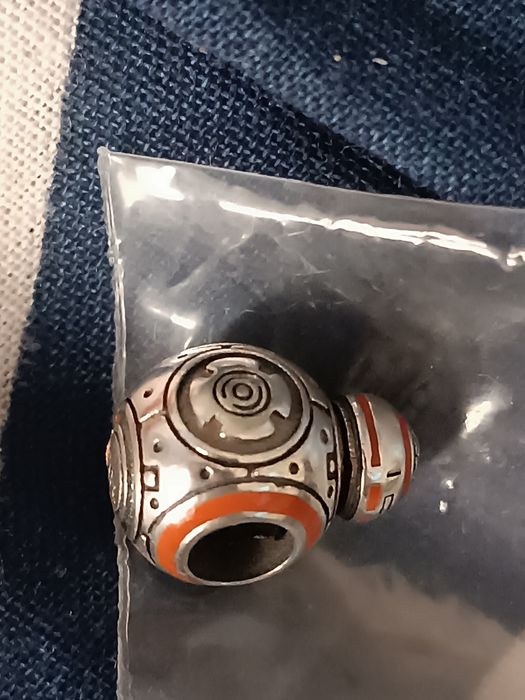 Талисмани Пандора и гривни