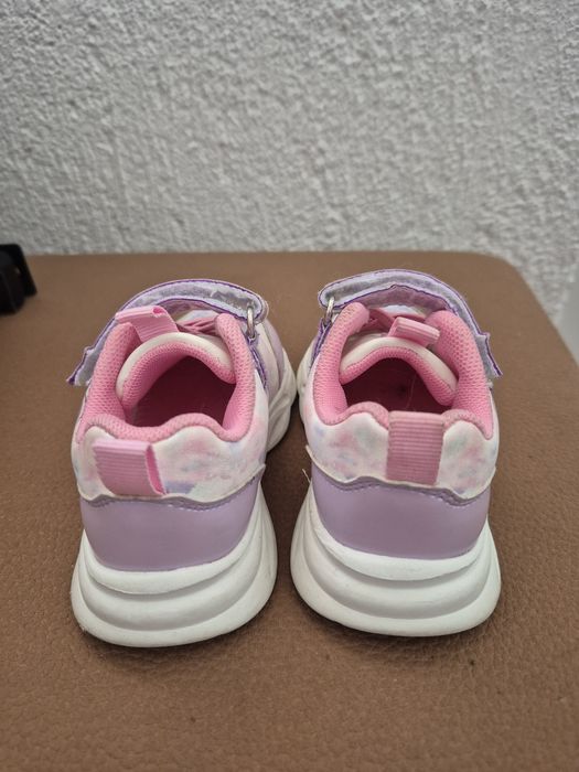 Детски маратонки розов еднорог