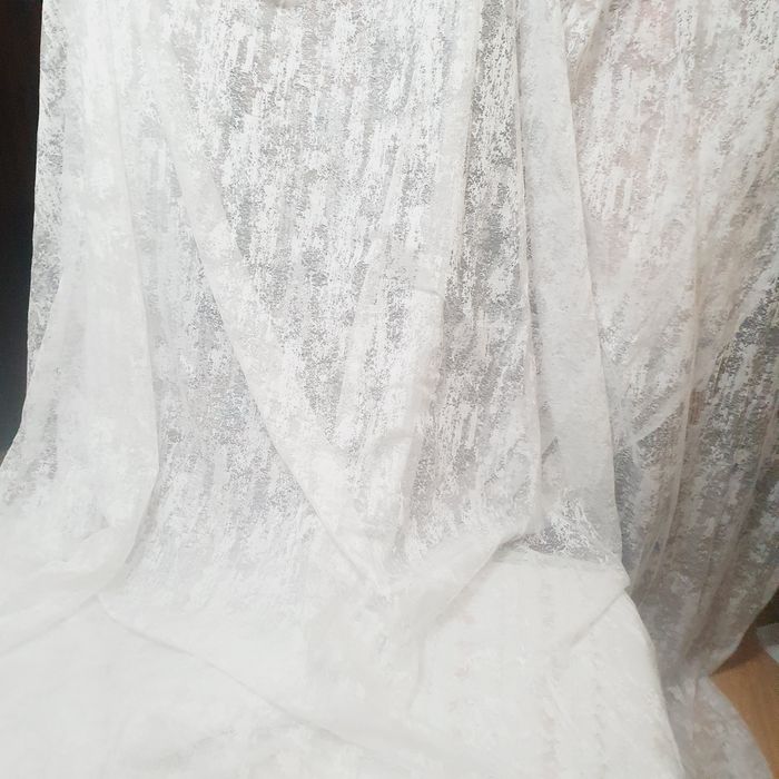 Продаю новый тюль.