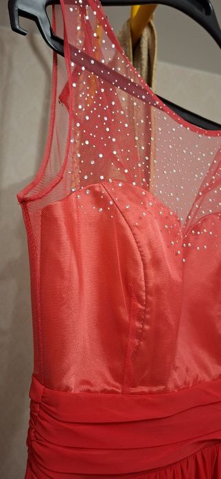 Платье 42р очень красивое