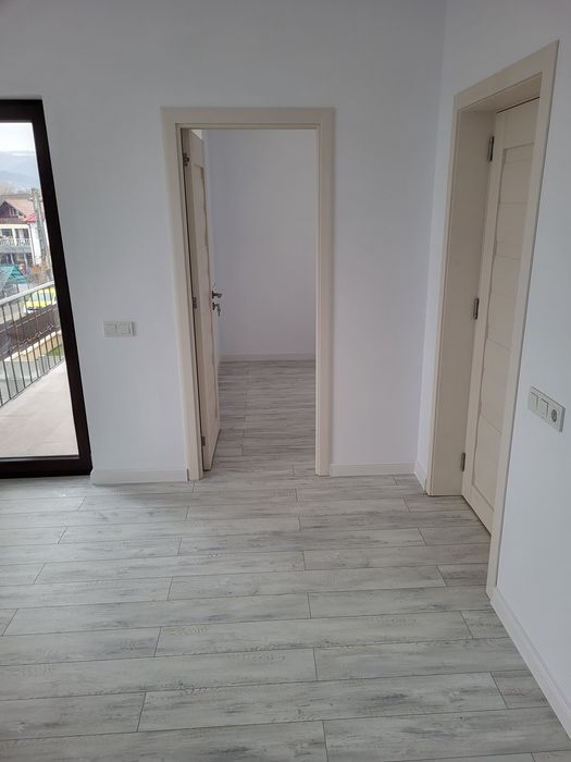 Vand casă strada Lespezi