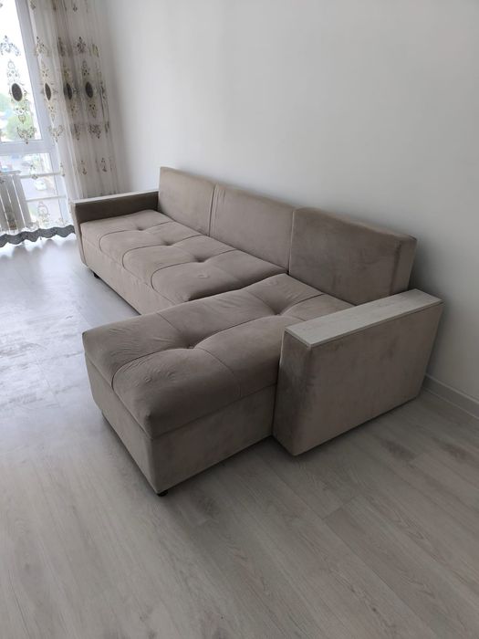 Продам диван с ящиками