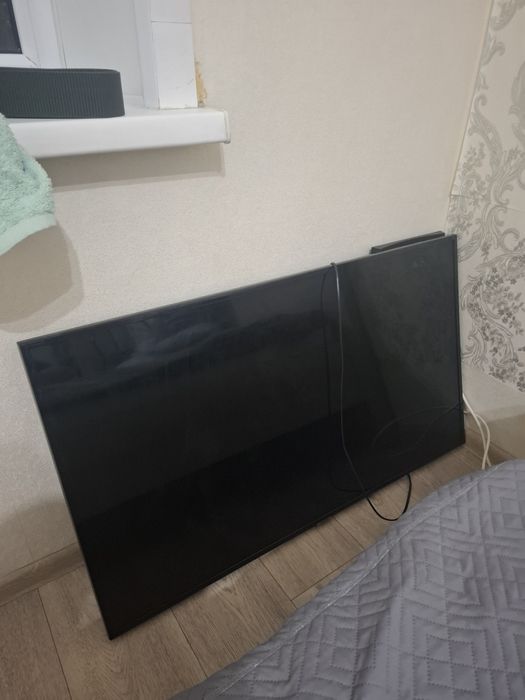 Телевизор разбитый