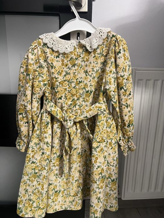 Rochita fetite 4-5 ani