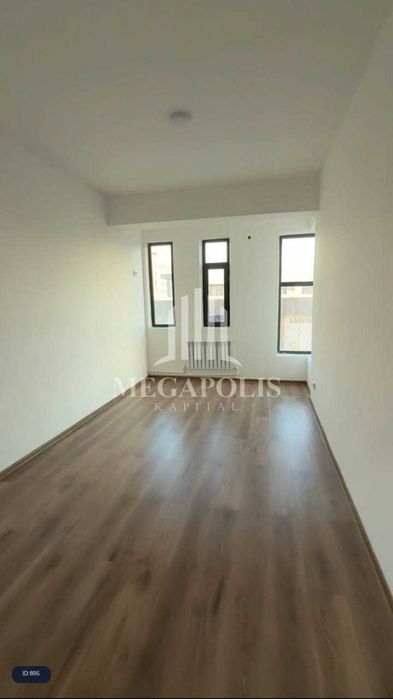 BUXORO, GOR GAZDA ARZON NARXDA 3xonali kvartira sotiladi. №895