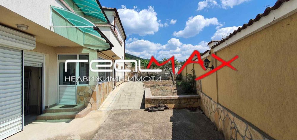 Продава се Къща в Казанлък - 220 кв.м за 910 €/кв.м - Снимка #5