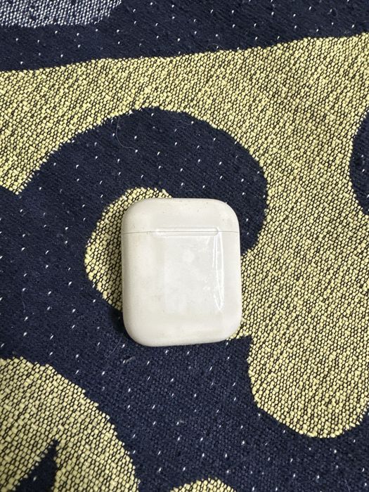 Продам Airpods Б/у