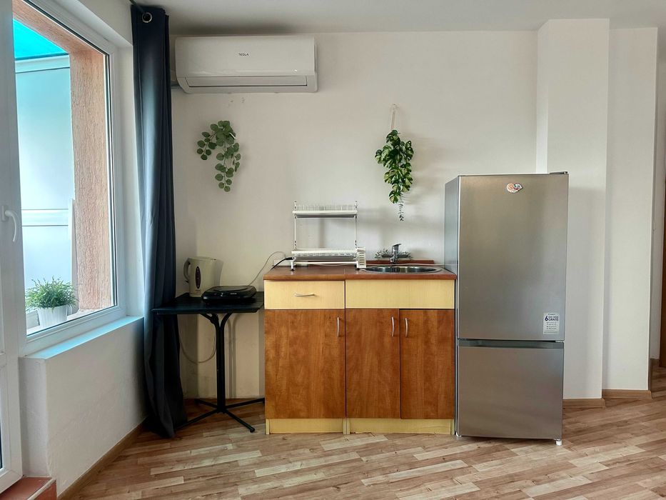 Дава се под наем Едностаен апартамент в Бяла - 55 кв.м за 58.65 € - Снимка #4