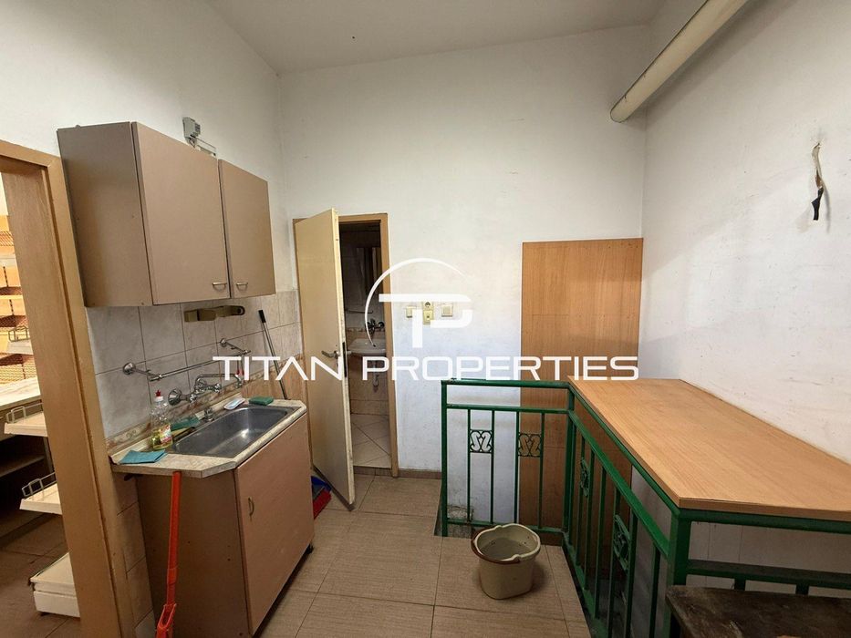 Магазин, под наем, Център