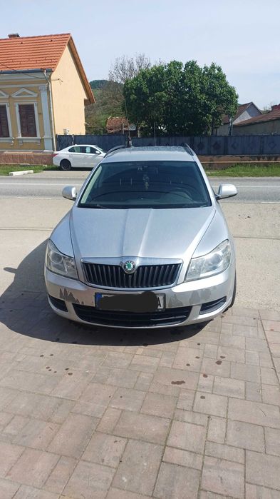SKODA Octavia 2011 — imagine 3
