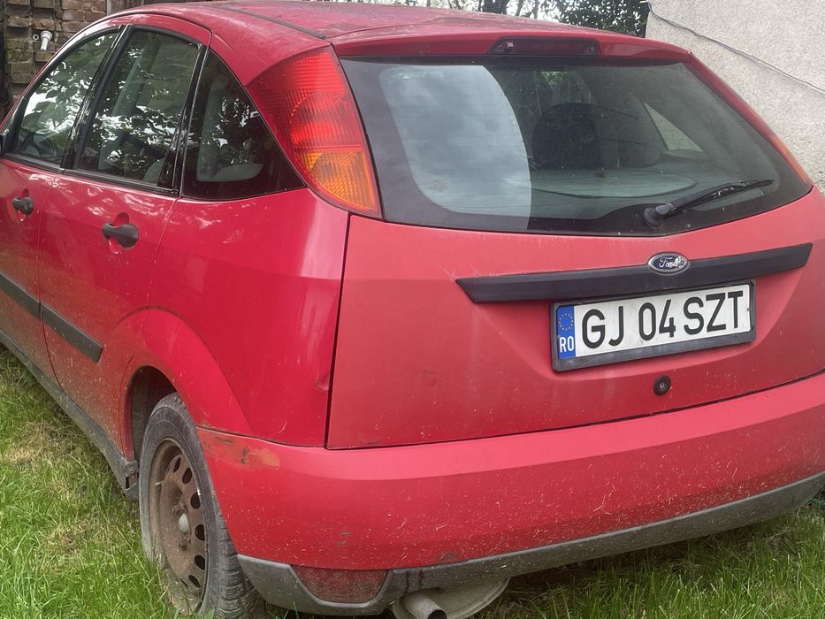 Vand Ford Focus 1999 pentru piese/dezmembrari , nu dezmembrez .