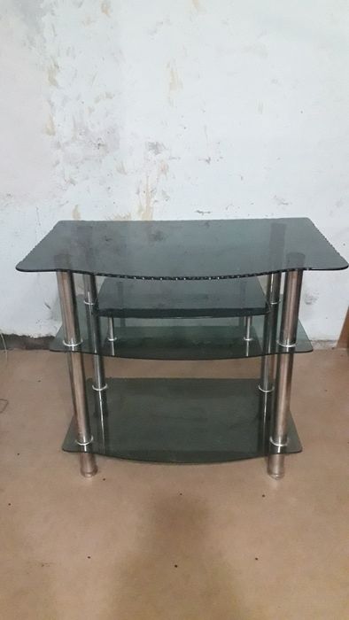 Продам тумбочку для телевизора