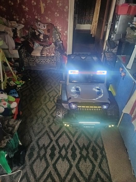 Электромашина детская