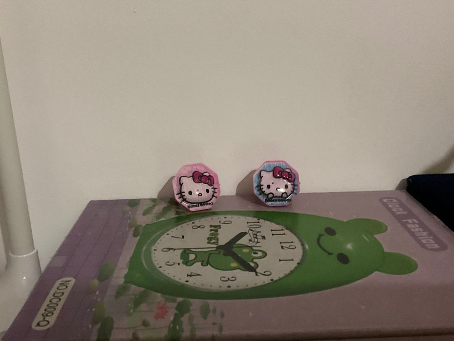 Hello kitty mini figures lot