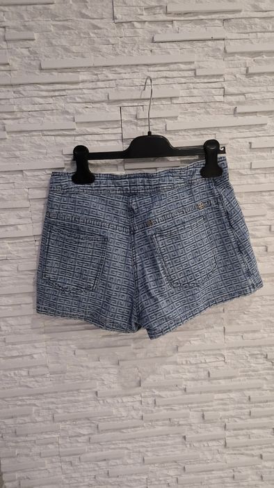 Оригинални нови дънкови панталони Givenchy и Dsquared xs , S размер