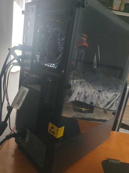 I5-10400f 2.90 , 16 gb ram , sigilat !