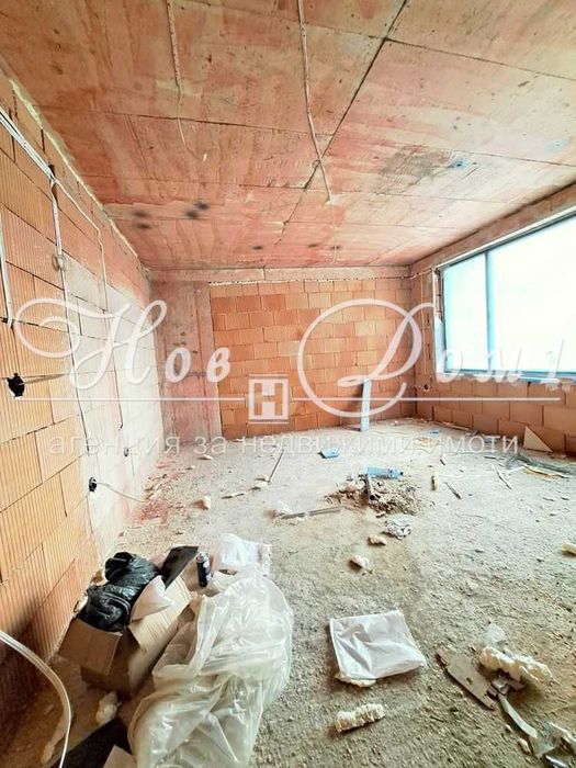 Продава се Тристаен апартамент в Варна, Колхозен пазар - 85 кв.м за 1353 €/кв.м - Снимка #1