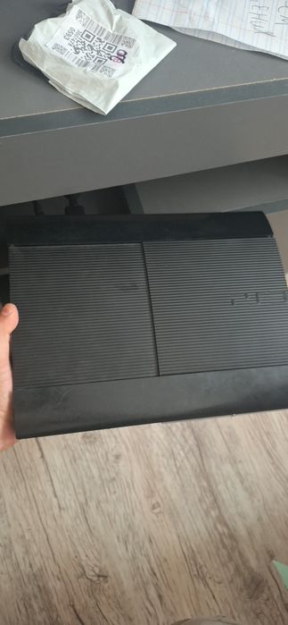 PS3 Super Slim 500GB + HEN + 22 игры + 2 джойстика