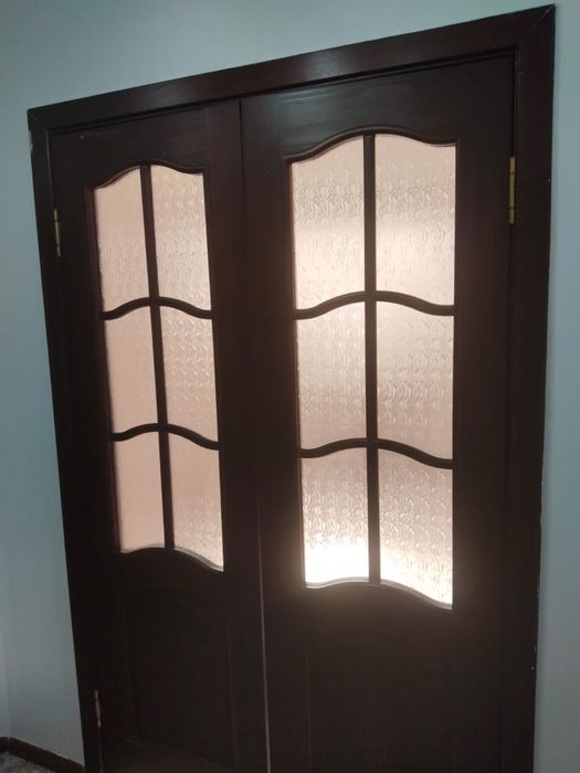 Продам межкомнатные двери