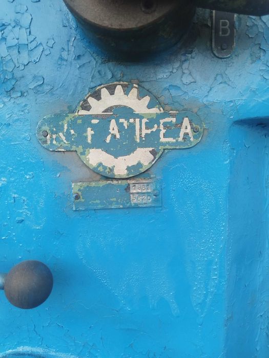 Masina de găurit cu coloana electrica foarte mare