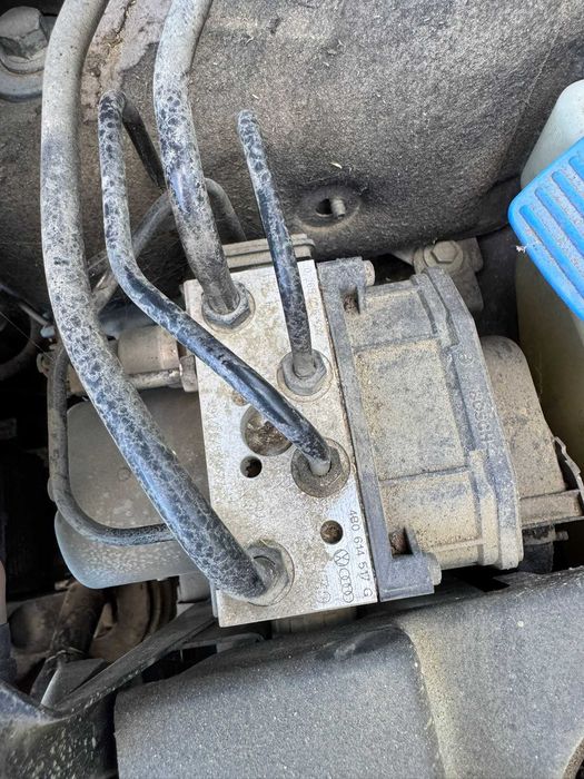 Pompa ABS Volkswagen Passat B5.5 1.9 TDI AWX Sedan 2002