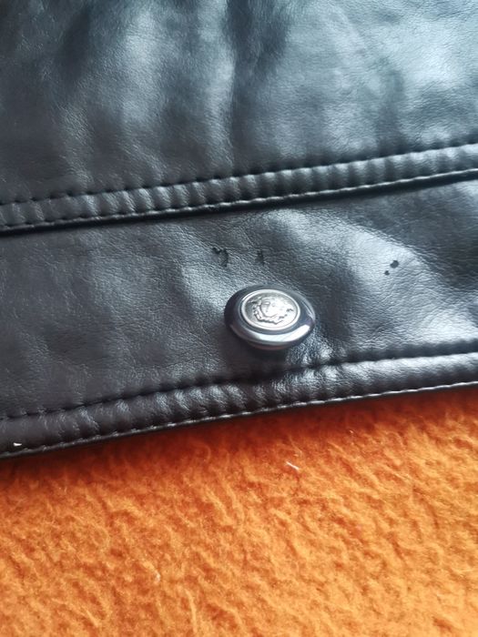 Продавам Кожено яке