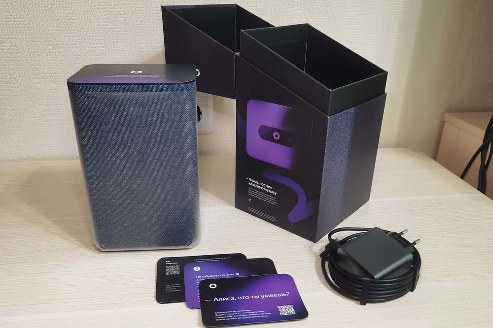 Продам яндекс станцию 2