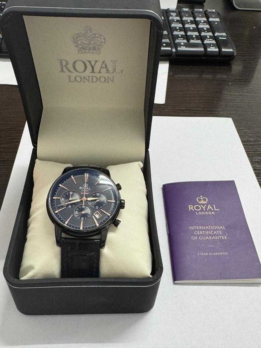 Продам часы Royal London