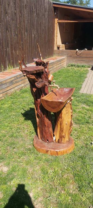 Уникални ръчно изработени чешми от масивно дърво
