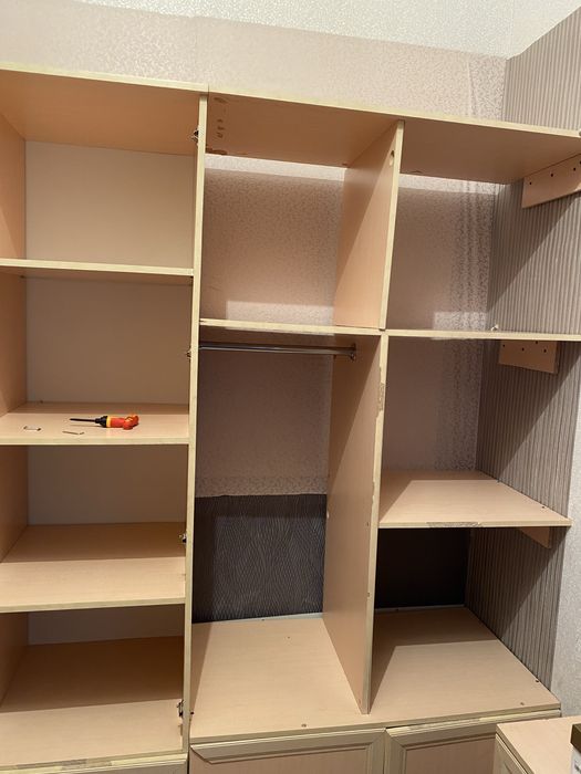 Продам шкаф с полками