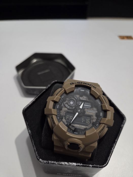 Casio G-Shock GA-700CA
