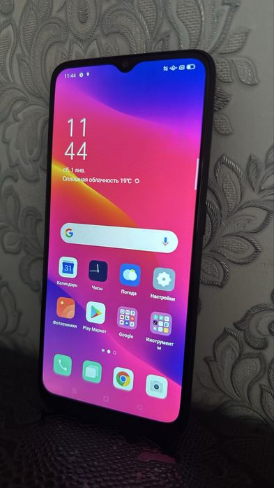 OPPO A5 2020 в идеальном состоянии