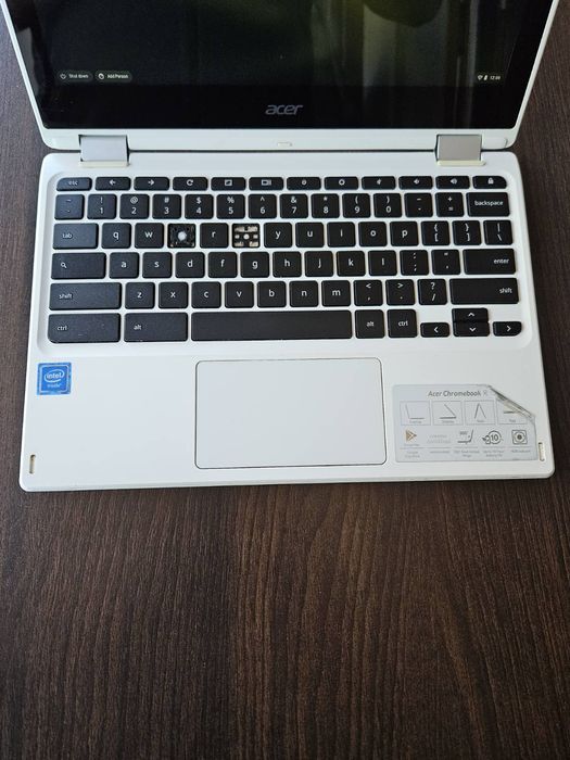 Acer Chromebook R 11 и HP Envy m6