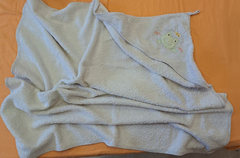 Бебешки Хавлии и спално човалче