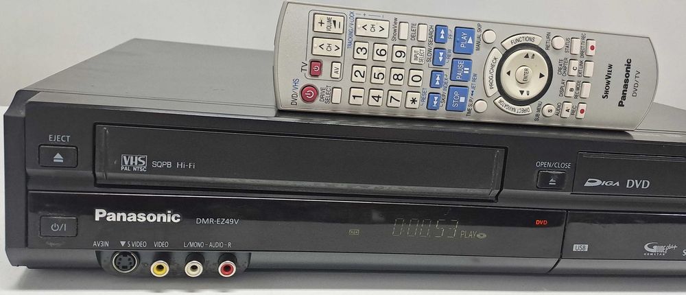 Panasonic DMR-EZ49V HDMI Combo VHS DVD Rec Telec pt Amplificator