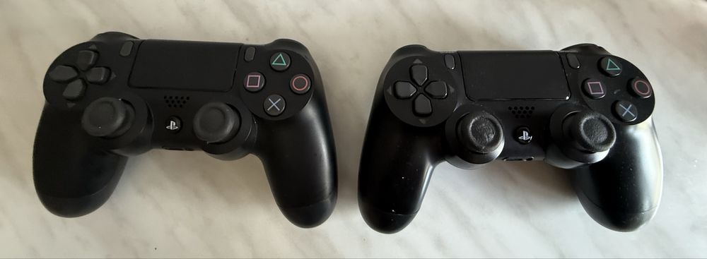 Play station 4 с fifa 20 ,spiderman,850gb и 2 джойстика