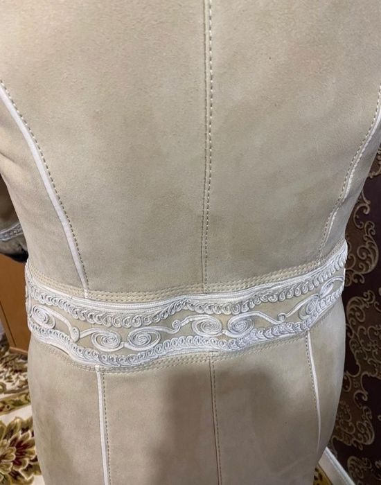 Продам дубленку новую