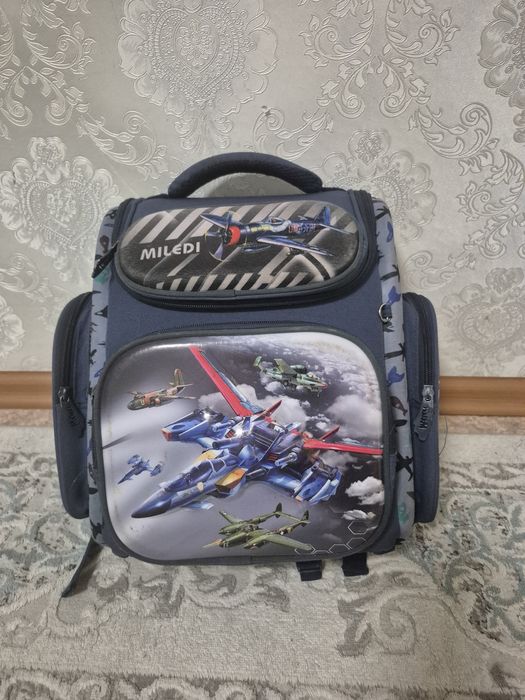 Портфель ранец школьный