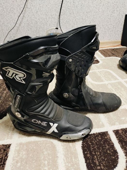 Продам мотоэкиперовку