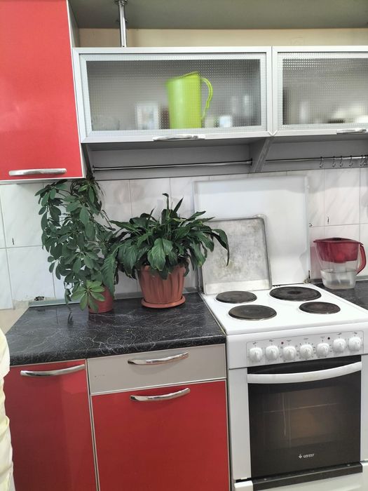 Продам кухонные шкафы срочно