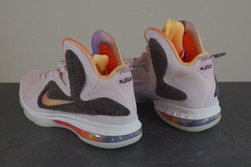 Нови! Nike LeBron 9 'Regal Pink' - 44,5 номер Оригинални!
