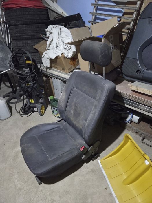 Кресло для ауди продаже