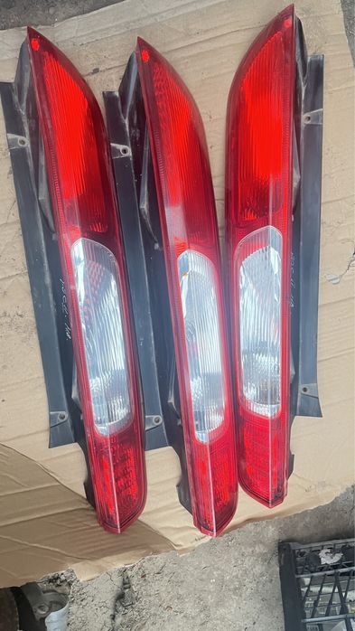 Tripla stop stanga dreapta ford focus mk2 c-max caravan hatchback