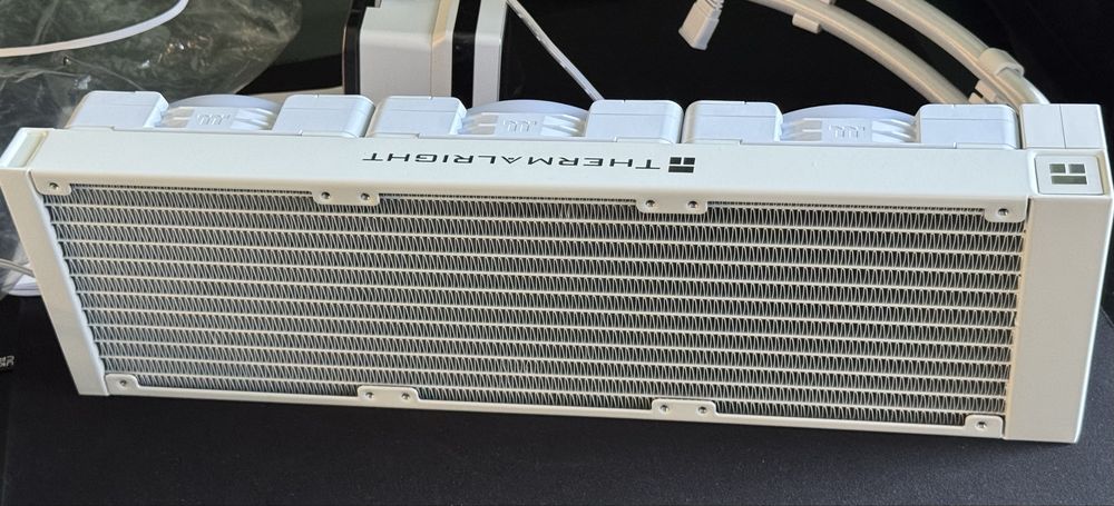 Cooler Procesor/CPU Thermalright Grand Vision 360 ARGB - white/alb - display